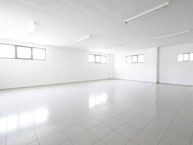 Foto Magazzino in via Giovanni XXIII, Tortoreto Tortoreto Lido di 113 m²