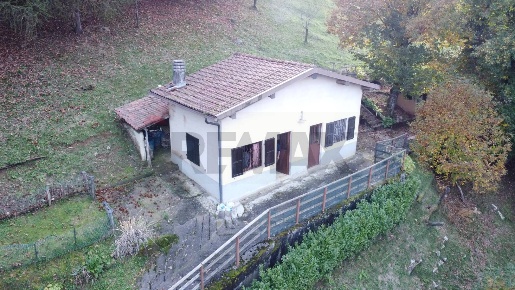 Foto Rustico a Endine Gaiano Endine di 60 m² con 2 locali in vendita