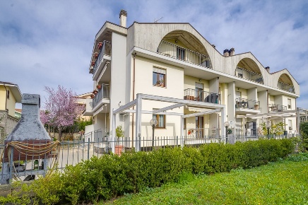 Foto Appartamento in via Dei Ciclamini 1/a, Città Sant'Angelo di 136 m²