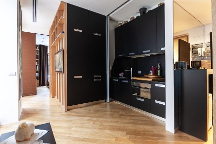 Foto Appartamento in GALLERIA DE CRISTOFORIS, Milano Duomo di 86 m²