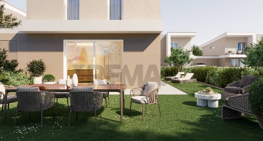 Foto Villa unifamiliare in Via Stazione s.n.c, Castelnuovo del Garda Centro