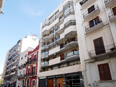 Foto Appartamento in Via Giuseppe Suppa 28, Bari Murat di 153 m² in vendita