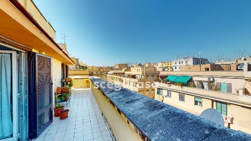 Foto Attico in Via Delle Vestali 5, Roma Furio Camillo di 75 m² in vendita