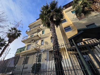 Foto Appartamento a Marano di Napoli Centro con 3 locali in vendita