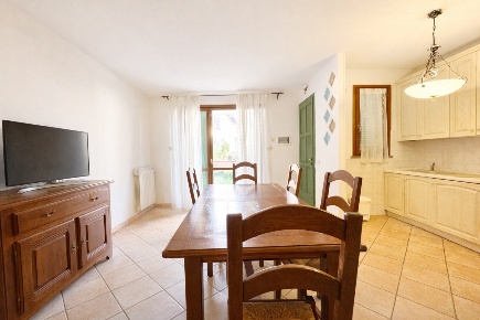 Foto Appartamento a Pontedera Oltrera di 80 m² con 5 locali in vendita