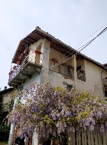 Foto Appartamento a Spigno Monferrato di 306 m² con 11 locali in vendita