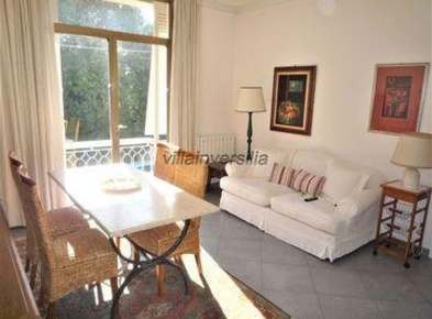 Foto Attico a Pietrasanta di 90 m² con 6 locali in vendita