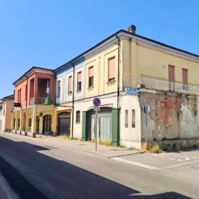 Foto Appartamento a Lungavilla Centro di 69 m² con 3 locali in vendita
