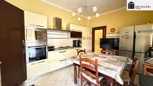 Foto Appartamento a Santa Croce sull'Arno Centro di 112 m² con 4 locali