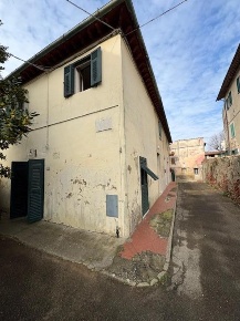 Foto Casa indipendente a Casciana Terme Lari Usignano di 85 m² con 4 locali