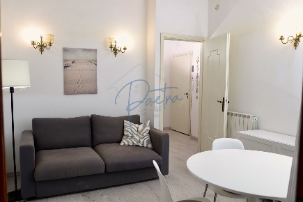 Foto Appartamento a Massa Marina di Massa Centro di 57 m² con 3 locali