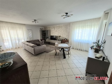 Foto Appartamento a Colle di Val d'Elsa Colle Bassa, Via Gramsci di 100 m²