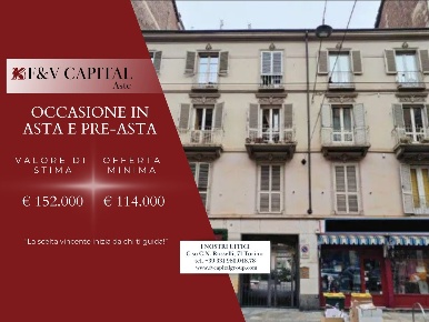 Foto Appartamento in Via Luigi Cibrario, Torino San Donato di 118 m²