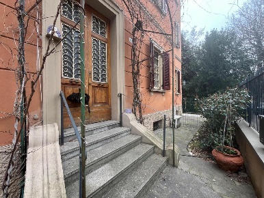 Foto Appartamento a Bologna Saragozza fuori Porta di 80 m² con 4 locali