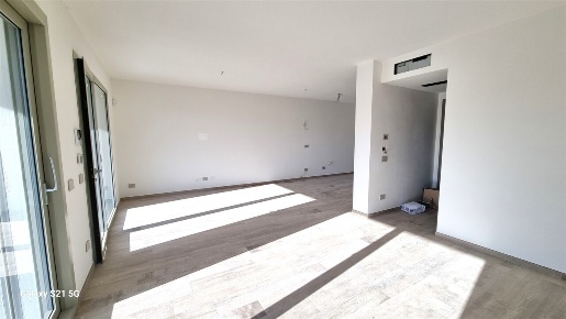 Foto Villa bifamiliare in Strada Pilastrello 14, Parma di 130 m² in vendita