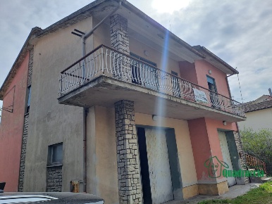 Foto Casa indipendente in Via Rimembranze, Amelia Centro di 104 m²
