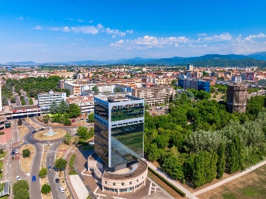 Foto Ufficio in Via Cefalonia 55, Brescia Brescia Due di 130 m² in vendita
