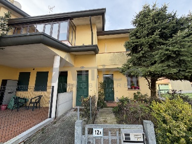 Foto Casa indipendente in Via Antonio Gramsci, Villadose Centro di 80 m²
