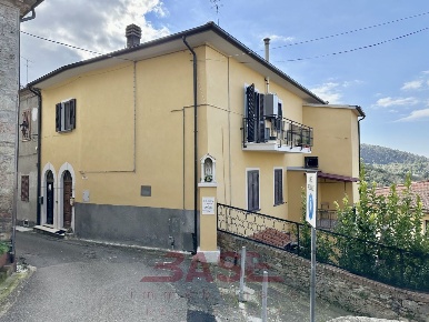 Foto Appartamento in Piazza Rimembranza 3, Santa Luce Centro di 110 m²