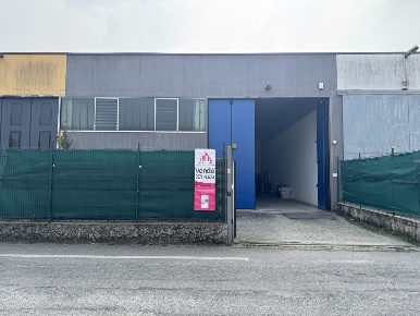 Foto Capannone industriale in Via Felice Cavallotti 62, Lodi di 250 m²