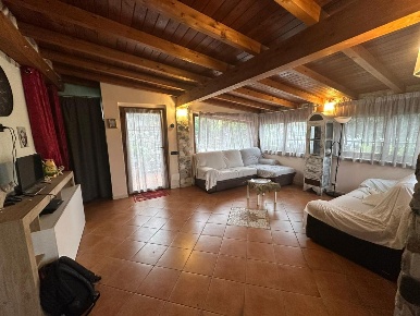Foto Appartamento in Via Serravalle 148, Luni Casano Dogana Isola di 120 m²