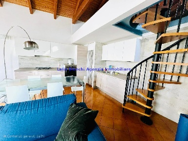 Foto Appartamento in VIA CATTANEO, Pesaro Centro Storico di 90 m²