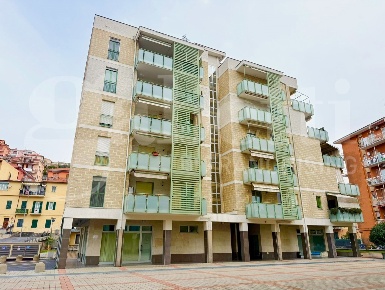 Foto Appartamento in San Pio da Pietrelcina, Imperia Castelvecchio di 95 m²