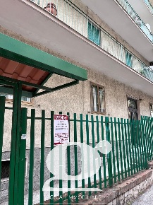 Foto Appartamento in Bernardo Cavallino, Napoli Rione Alto di 105 m²