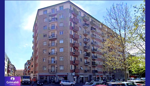 Foto Appartamento in Via Osoppo 13, Milano San Siro di 61 m² con 2 locali