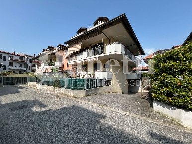 Foto Appartamento in Via Staffetta 127, Giugliano in Campania Lago Patria