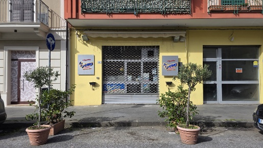 Foto Attività commerciale in Via Antonino Cumbo Borgia 67, Milazzo Centro