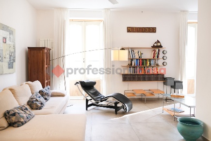 Foto Appartamento in Via Giacomo Medici 53, Milazzo Centro di 176 m²