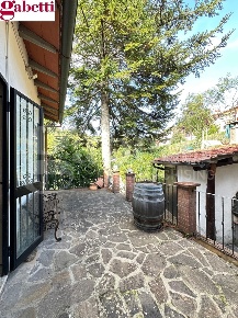 Foto Appartamento a Gaiole in Chianti Centro di 89 m² con 5 locali