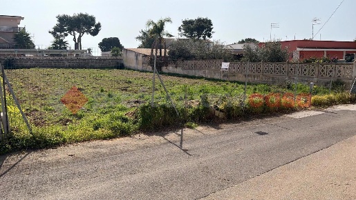 Foto Terreno residenziale in Viale GAETANO SALVEMINI SNC, Pulsano di 640 m²