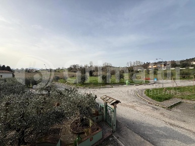 Foto Appartamento in Paletta, Perugia Piccione di 127 m² con 4 locali
