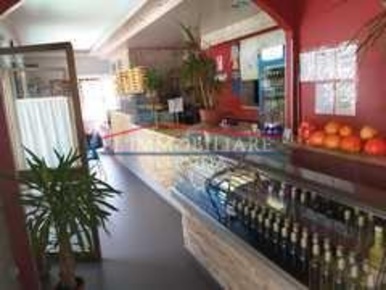 Foto Locale commerciale a Massa Bondano - Partaccia di 55 m² con 3 locali