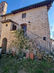 Foto Casa indipendente a Colle di Val d'Elsa Colle Bassa, Via Gramsci