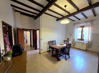 Foto Appartamento a Fucecchio Centro di 85 m² con 4 locali in vendita