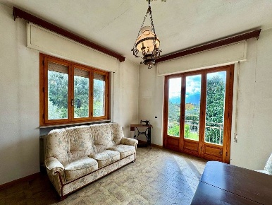 Foto Appartamento a Lucca Mutigliano - Torre di 110 m² con 8 locali