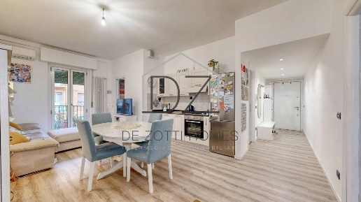 Foto Appartamento in Via Sarzana 40, Milano Istria con 2 locali in vendita