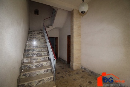 Foto Casa indipendente a Alcamo Centro di 300 m² con 6 locali in vendita