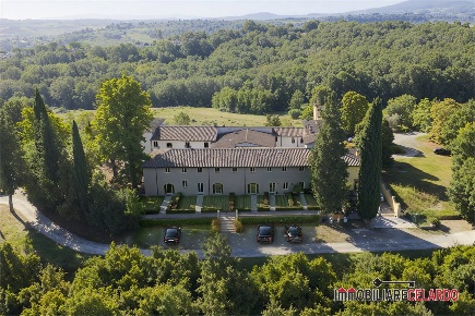 Foto Appartamento a Gambassi Terme Badia A Cerreto di 116 m² con 4 locali