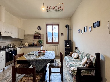 Foto Appartamento a Casola Valsenio di 78 m² con 3 locali in vendita