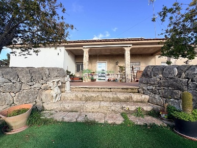 Foto Villa unifamiliare a Ragusa Puntarazzi - Pozzillo di 110 m² in vendita