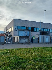 Foto Capannone industriale a Vaprio d'Adda di 130 m² in vendita