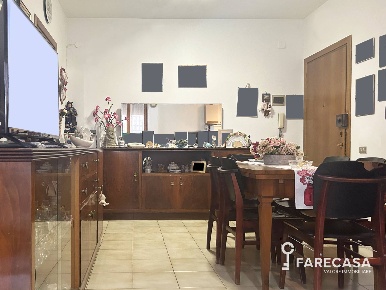 Foto Appartamento in Viale Europa, Teramo Centro di 76 m² con 3 locali