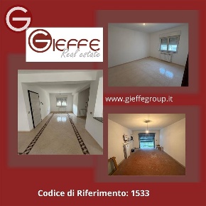 Foto Appartamento a Taurianova Centro di 126 m² con 2 locali in vendita