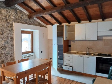 Foto Appartamento a Fosdinovo di 90 m² con 4 locali in vendita