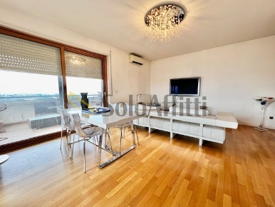 Foto Appartamento in Via Giuseppe Posca 9, Bari Poggiofranco di 75 m²