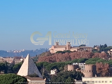 Foto Appartamento in Via Pellegrino Matteucci 18, Roma Ostiense di 90 m²